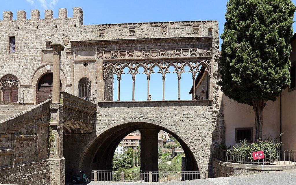 Il Palazzo dei Papi di Viterbo: un tuffo nella storia